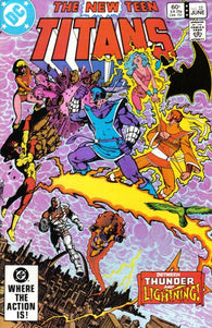 Teen Titans #32 by DC Comics